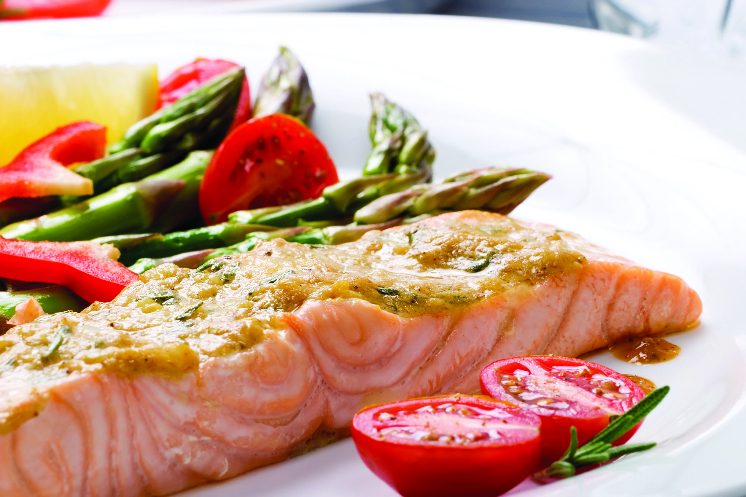 somon cu legume la cuptor Alexandra Alexandru specialist nutritie